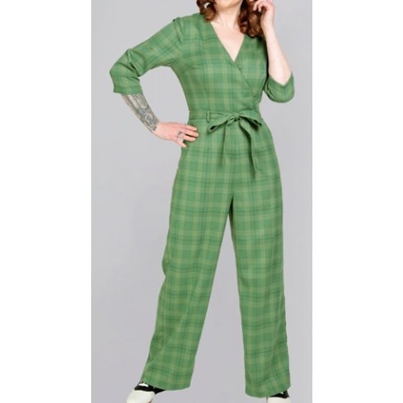 Collectif London Modcloth Florina Leaf Check Jumpsuit Plaid Green US XS - Picture 1 of 8